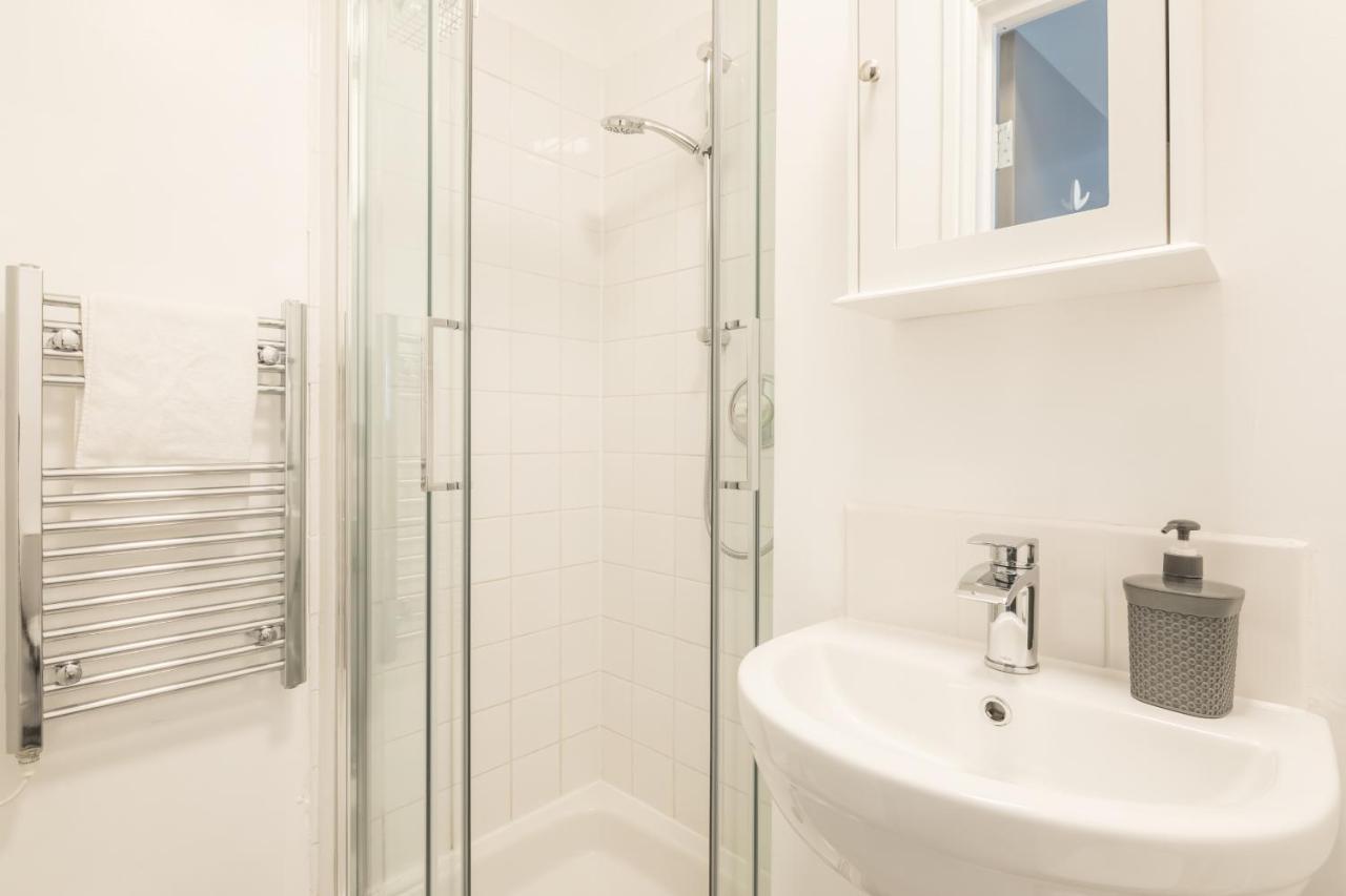 Private Room 5 With Kitchenette By Cb Stays No Minimum Stays Кембридж Экстерьер фото